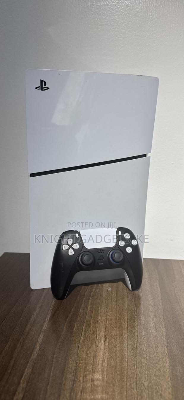 Playstation 5 Console( 1 Controller) Digital - main view