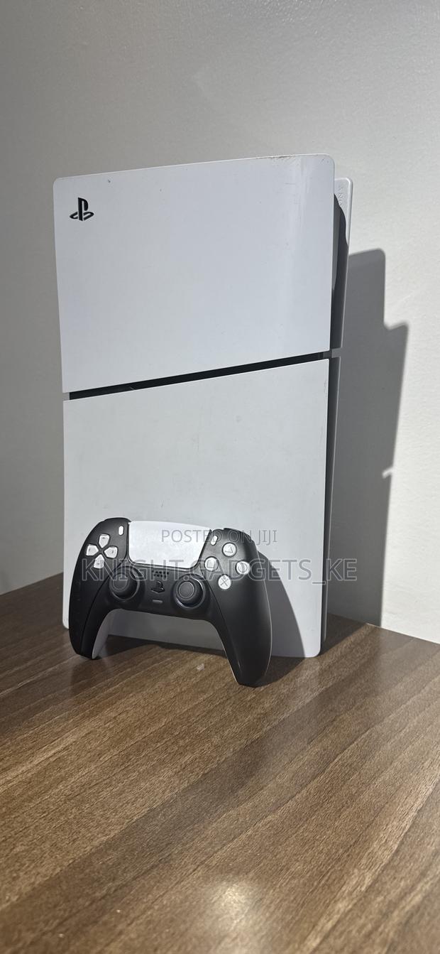 Playstation 5 Console( 1 Controller) Digital - thumbnail 2