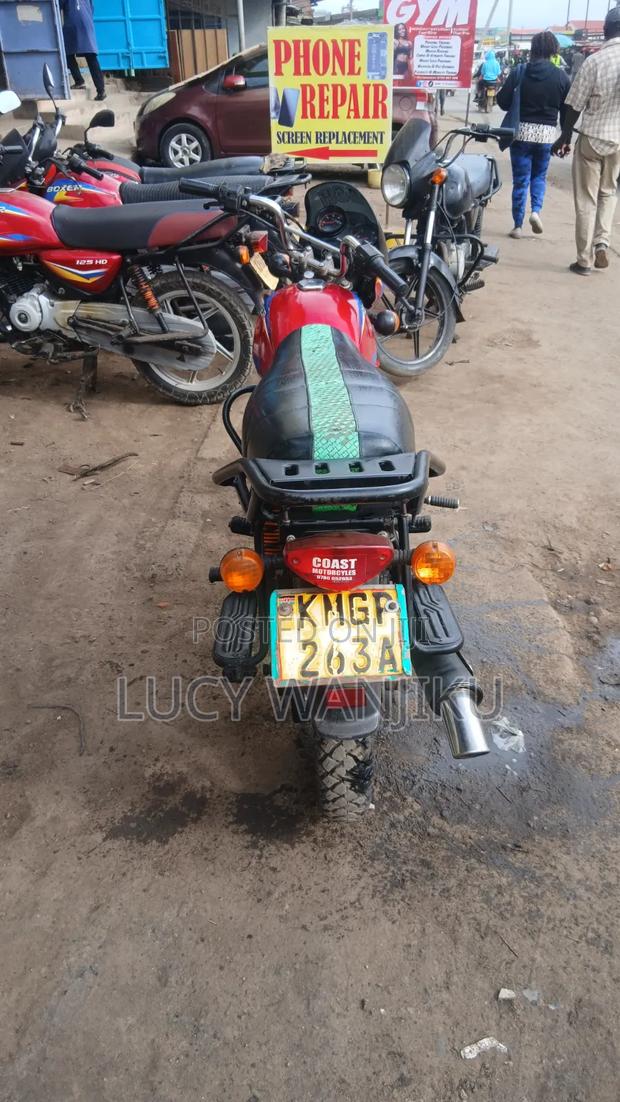 Bajaj Boxer 2018 Red