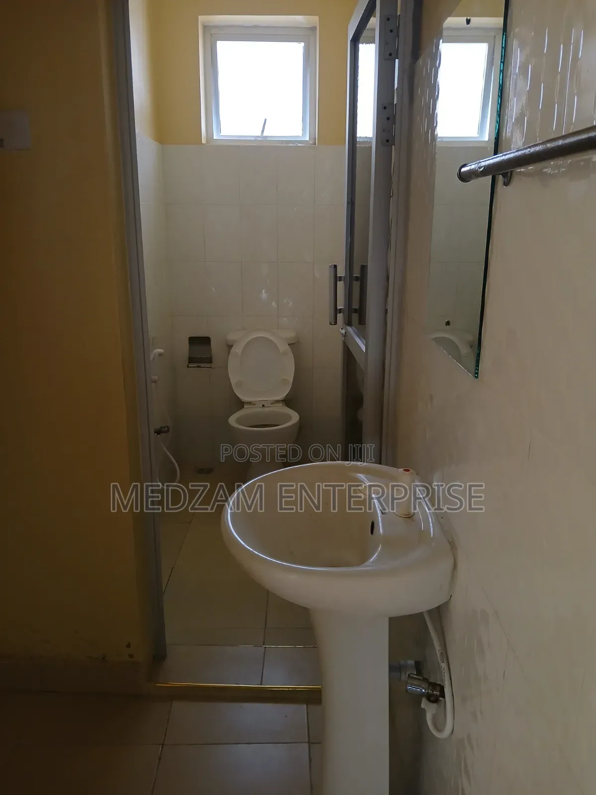 3bdrm Block of Flats in Shauri Yako for rent