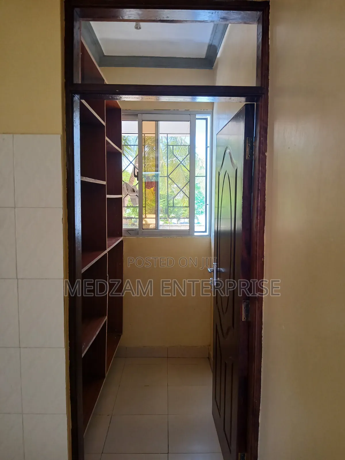 3bdrm Block of Flats in Shauri Yako for rent