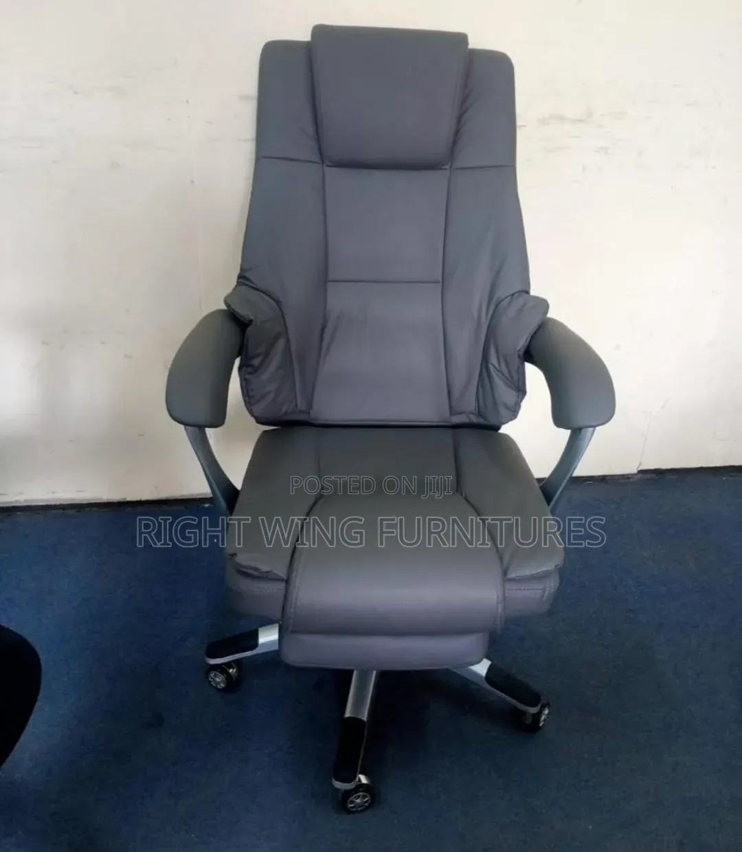 Office Executive Leather Office Chair Comes With Footrest
