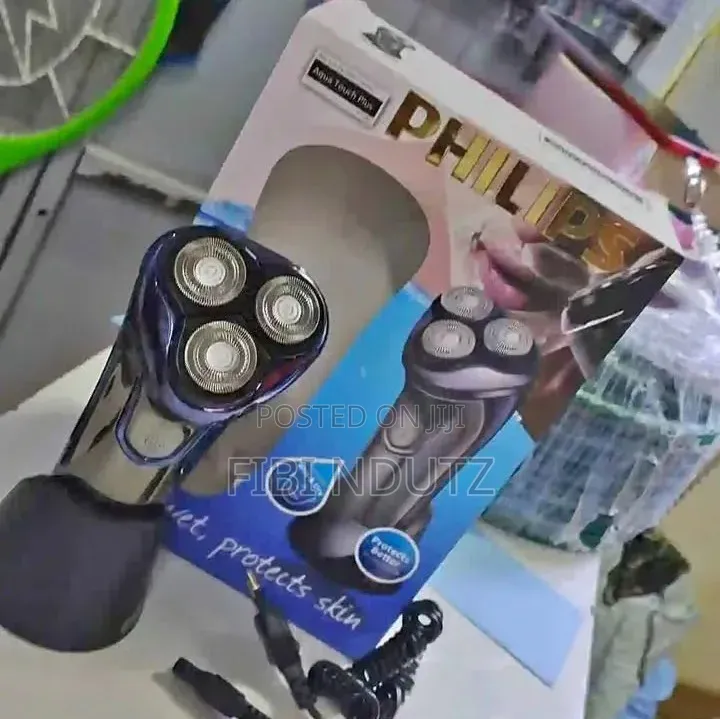 Smoothen Your Skin With Phillips Shaving Machine And Use While Wet