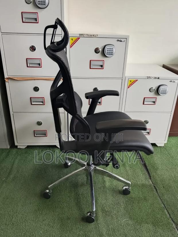 Office Chair; Mesh Executive High Back Ergonomic Office Chair - thumbnail 11