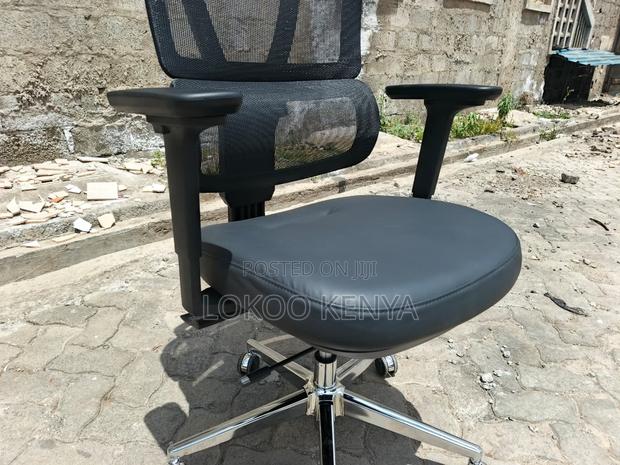 Office Chair; Mesh Executive High Back Ergonomic Office Chair - thumbnail 14