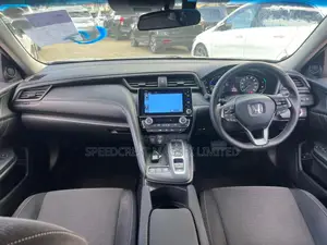 Honda Insight 2019 Silver