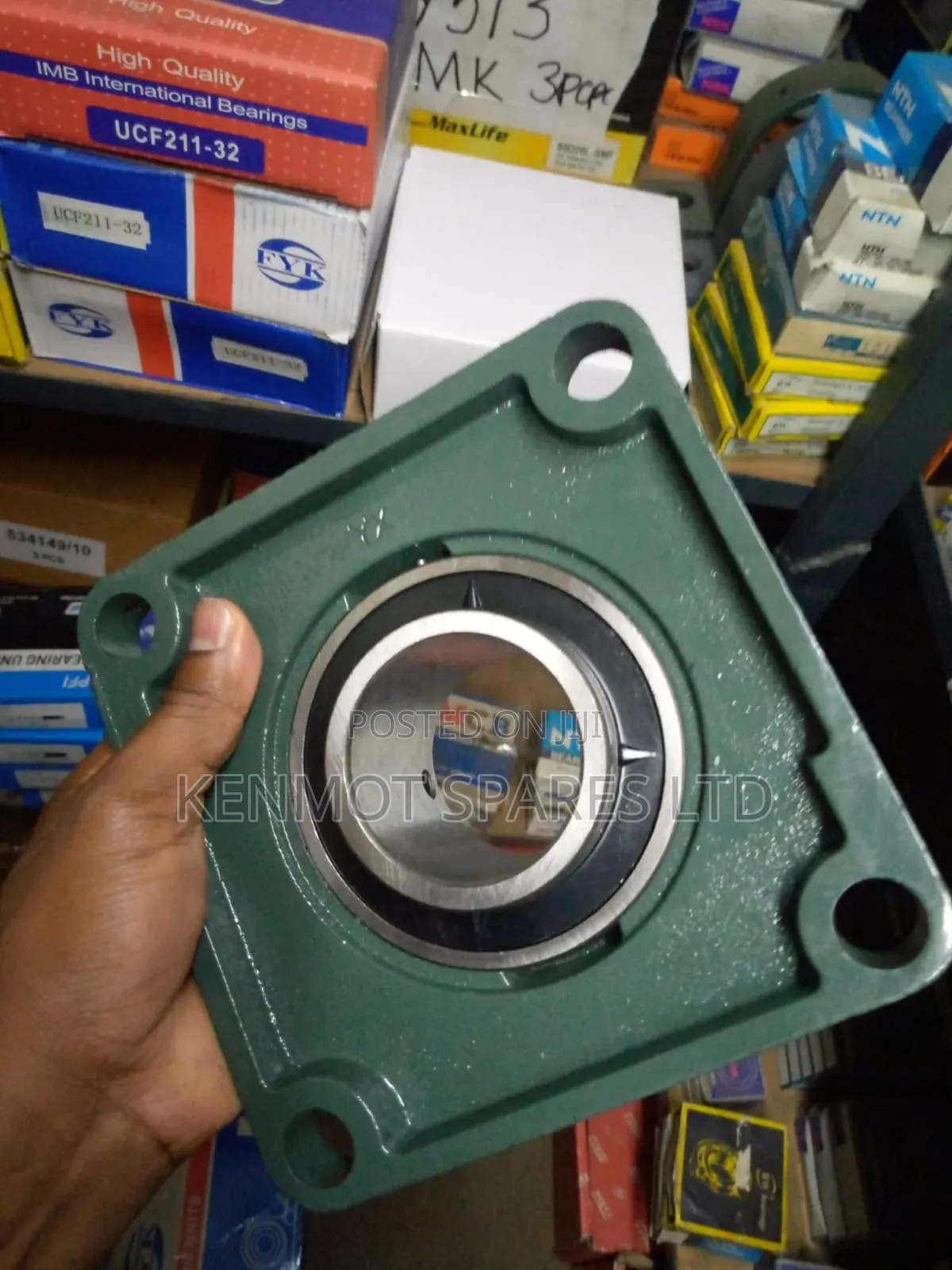 Ucf 212 Square Flanged Ball Bearing Unit
