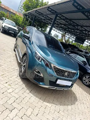 Peugeot 5008 2018 Green