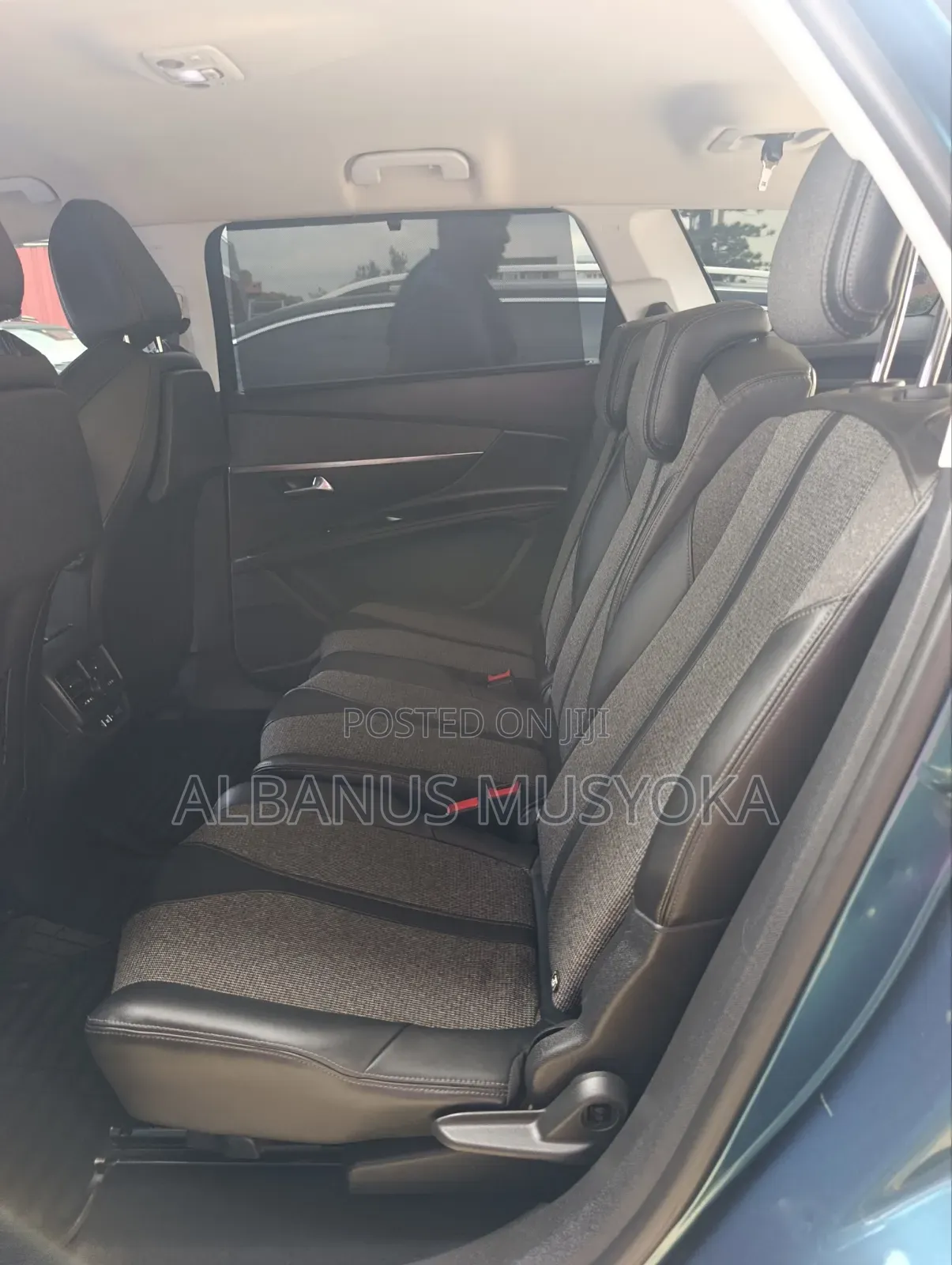 Peugeot 5008 2018 Green