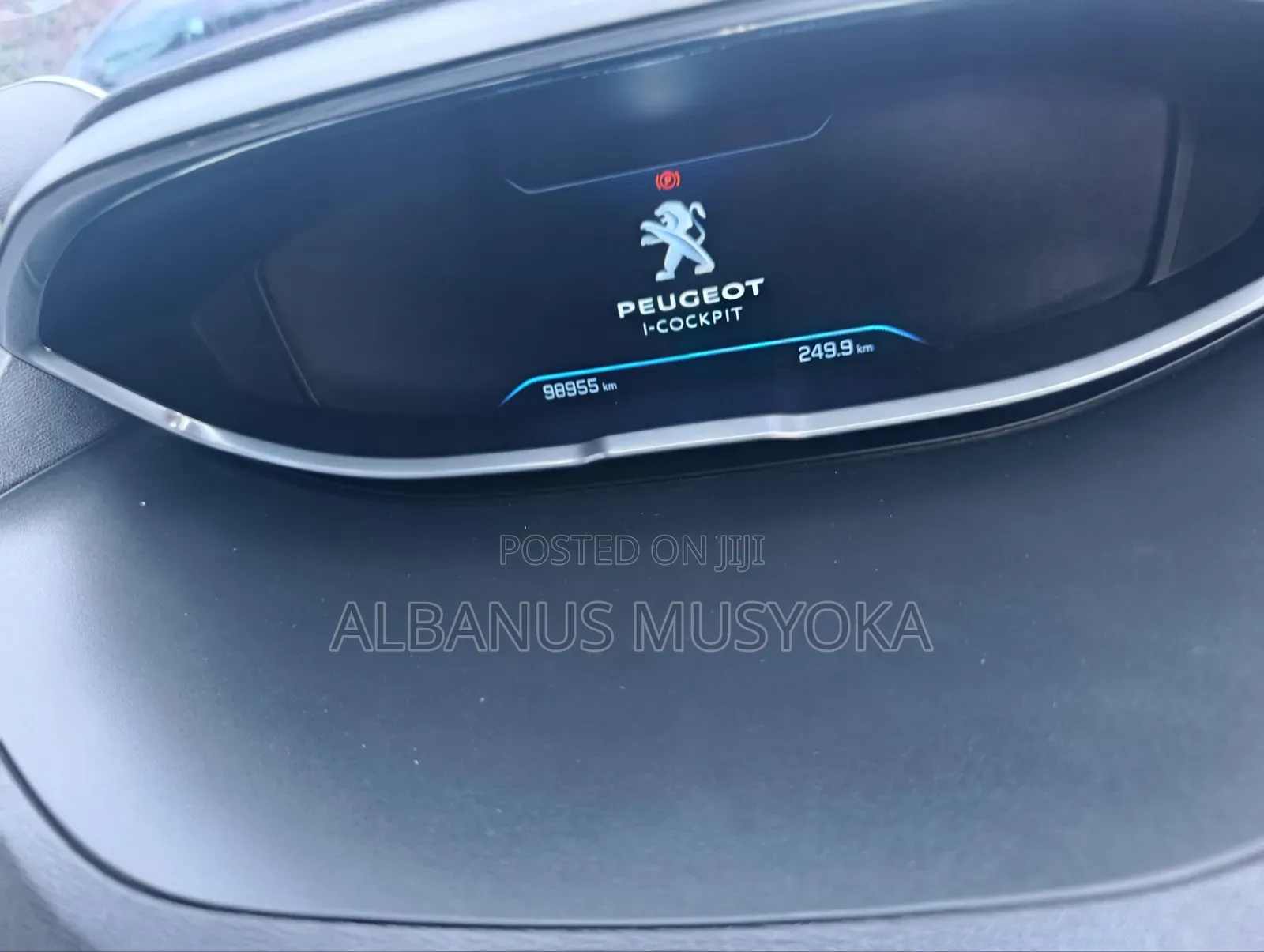 Peugeot 5008 2018 Green