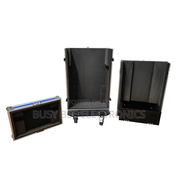 Customized Midas M32r Live Digital Mixer Flight Case - thumbnail 4