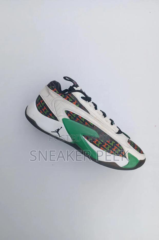 Basketball Shoe [Luka Vol 2]