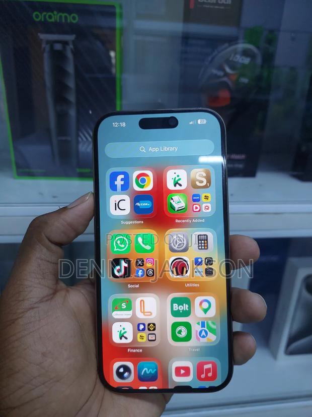Apple iPhone 16 Pro 256 GB White - thumbnail 4