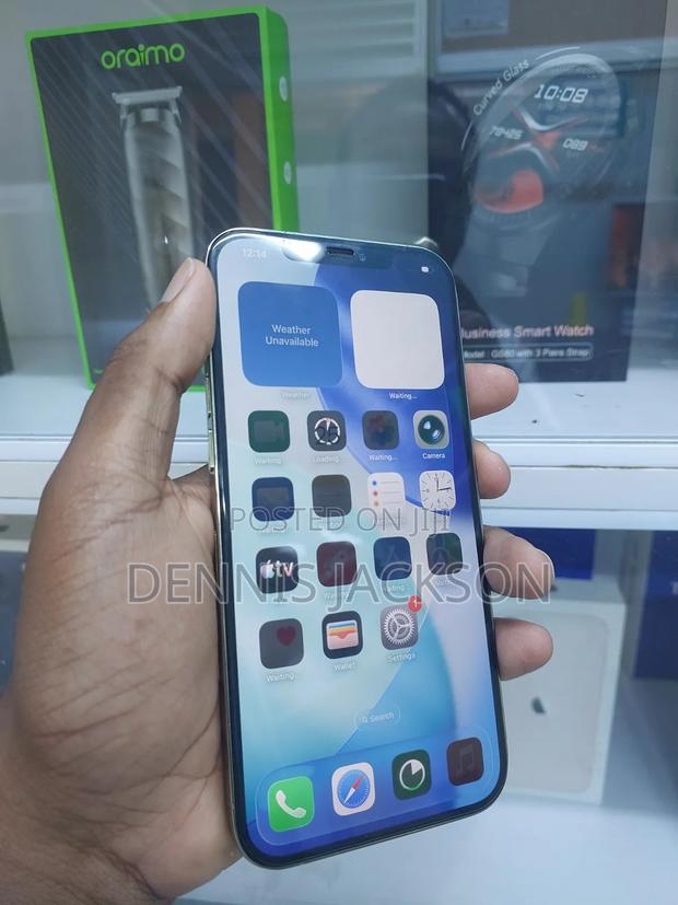 Apple iPhone 12 Pro Max 256 GB White - thumbnail 3