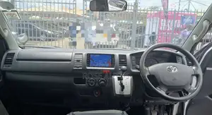 Toyota HiAce 2017 Silver