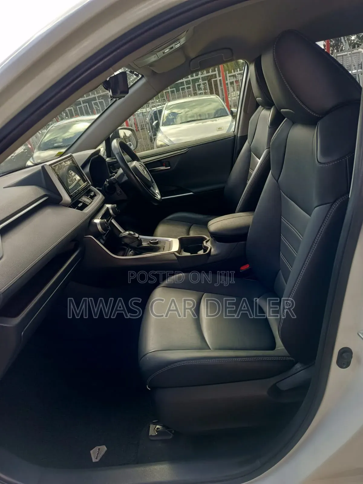 Toyota RAV4 2019 White