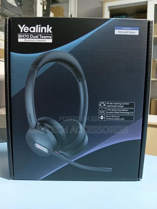 Yealink Bh70 Dual Teams Bluetooth Headset.