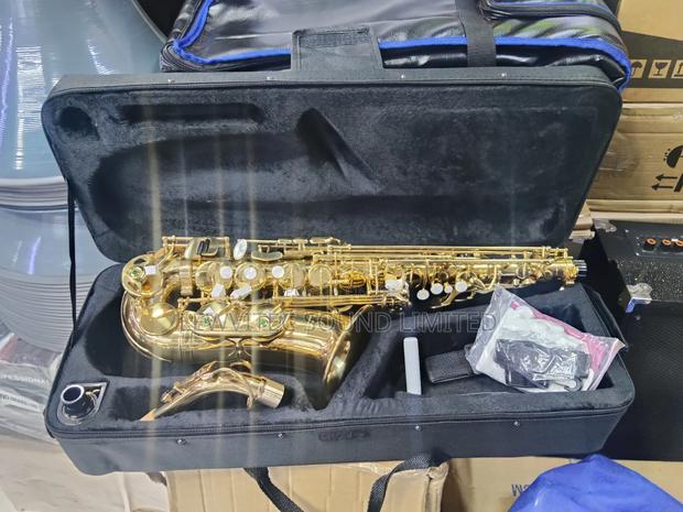 Yamaha Alto Saxophone - thumbnail 2