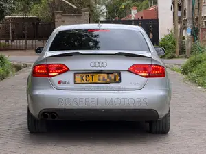 Audi A4 2.0T Avant Premium Quattro 2011 Silver