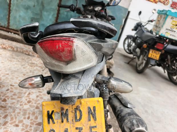 TVS Apache 180 RTR 2018 Gray - main view