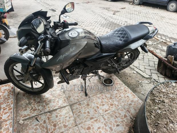 TVS Apache 180 RTR 2018 Gray - thumbnail 5