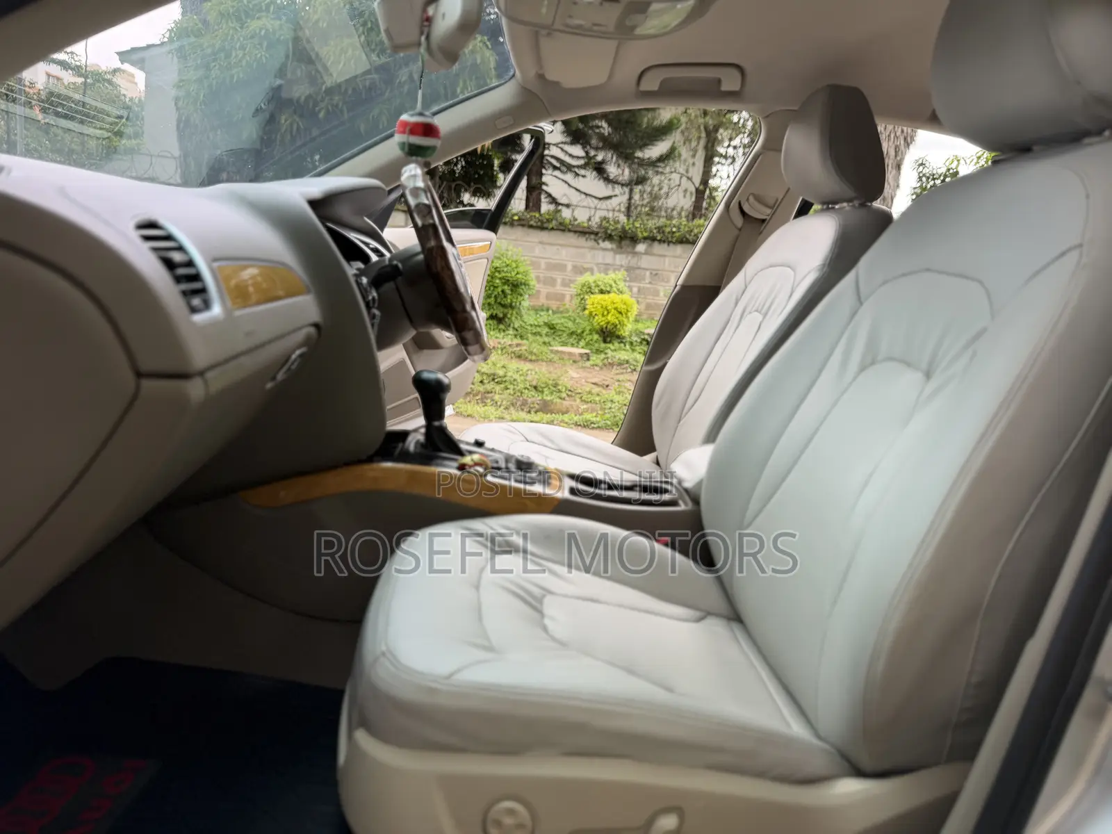Audi A4 2.0T Avant Premium Quattro 2011 Silver