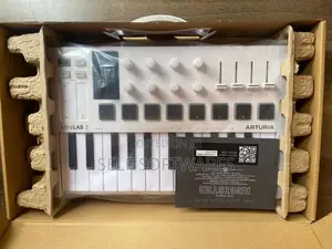 Arturia Minilab 3 (Universal Midi Controller)