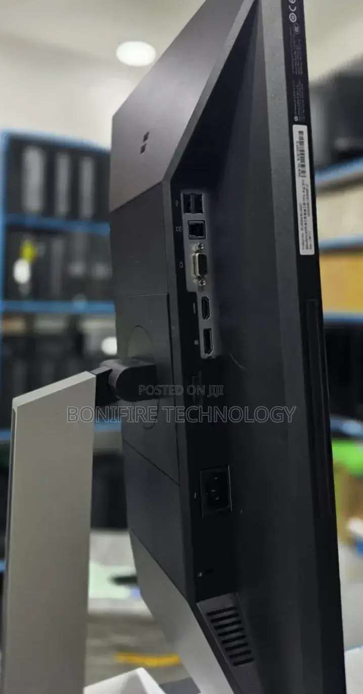 Hp E24i G4
Size:24 Inch 
Resolution:1920*1200