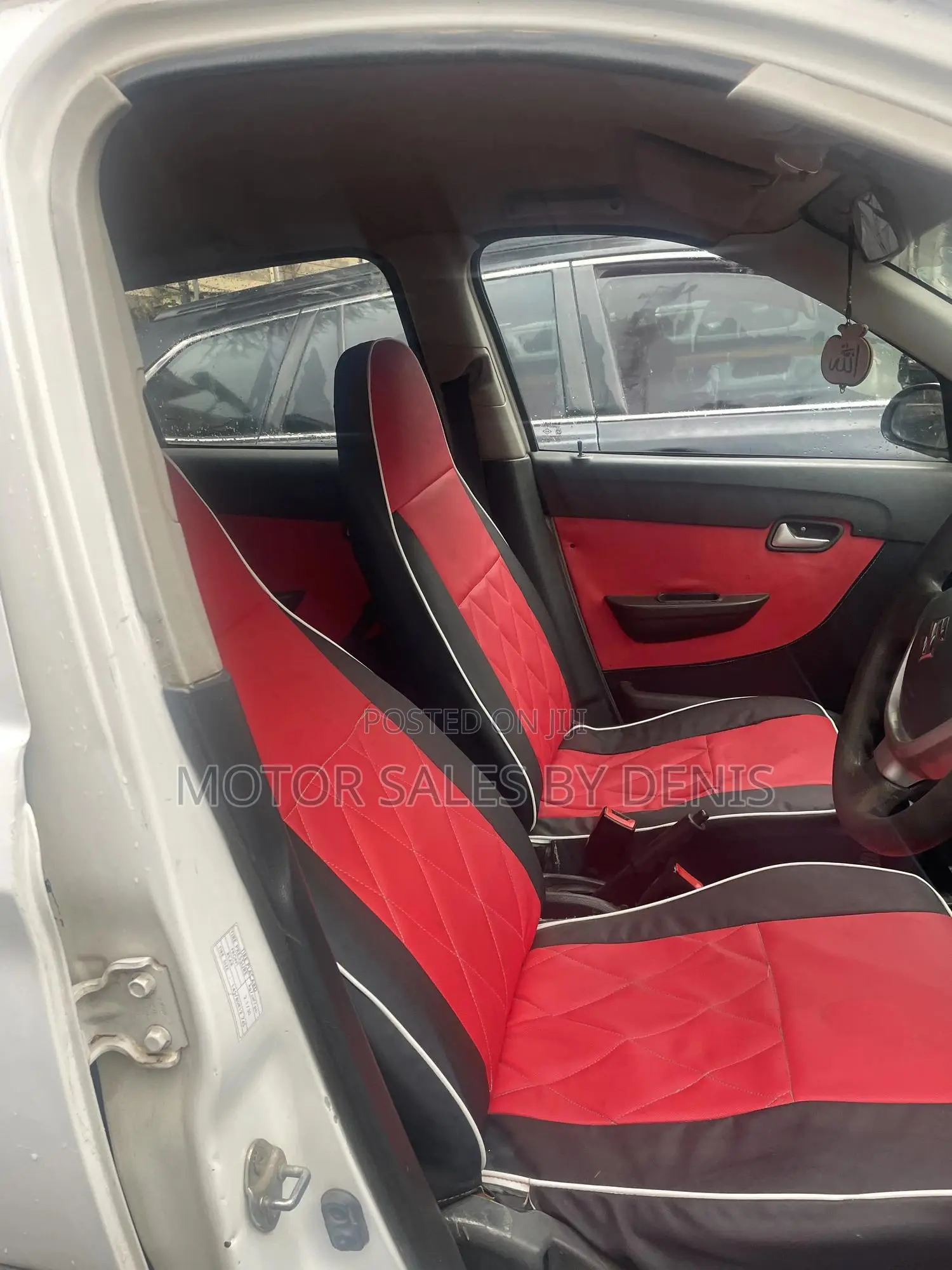 Suzuki Alto 2018 White