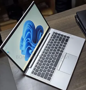 Laptop HP EliteBook 845 G8 16GB AMD Ryzen 5 SSD 256GB