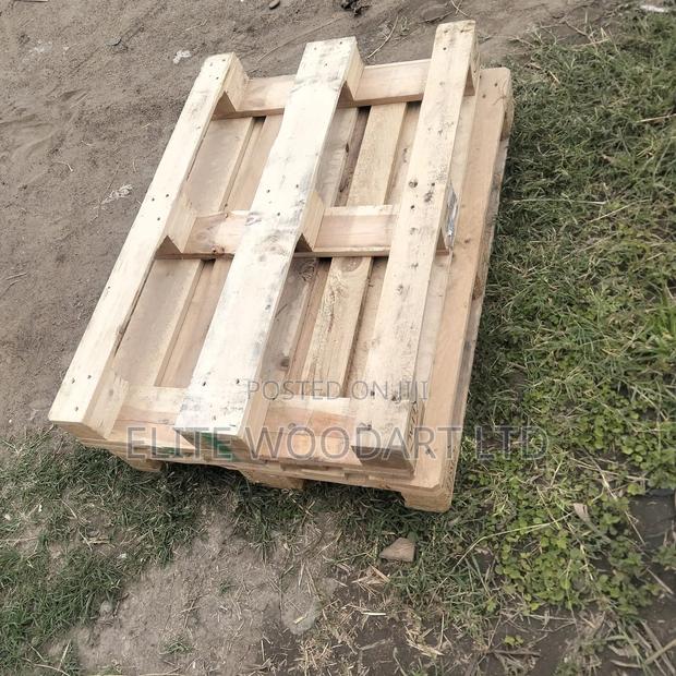 Loadbear Wooden Pallet