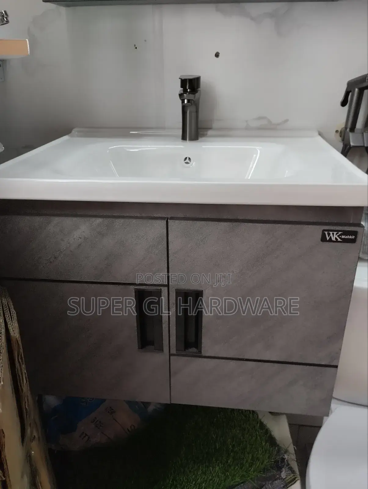 Modern Wall Mount Bathroom Vanity With Sink