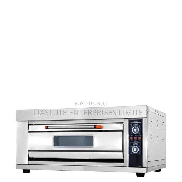 Commercial Oven One Deck Two Tray - main view