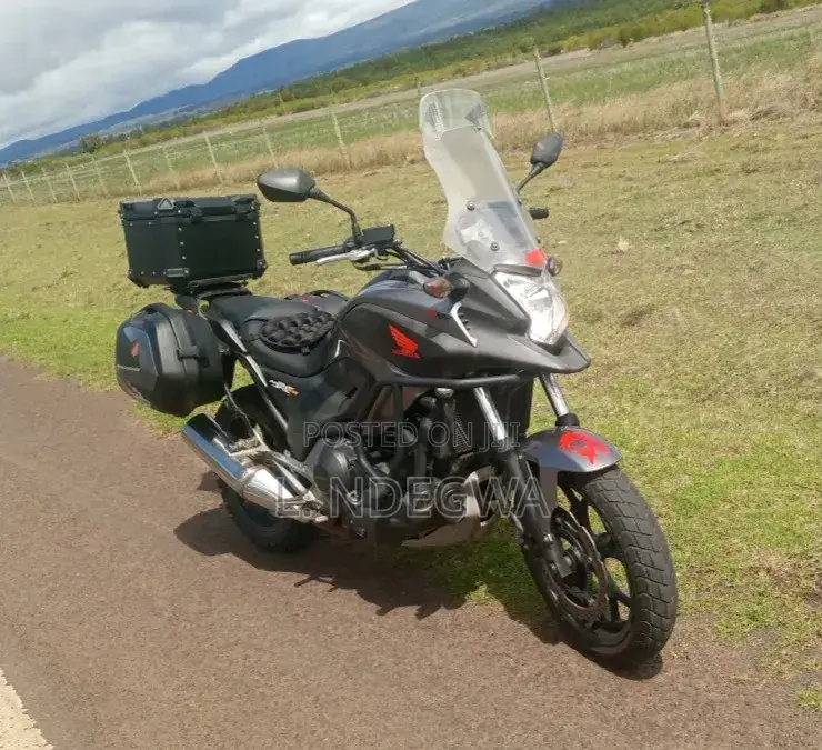 Honda NC700X 2015 Gray