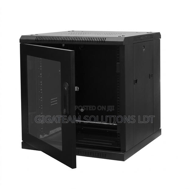15u 600mm By 450mm Wall Mounted Cabinet Server Rack Network Cabinet