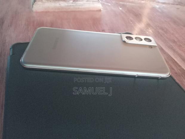 Samsung Galaxy S21+ 5G 256 GB Gray - thumbnail 4