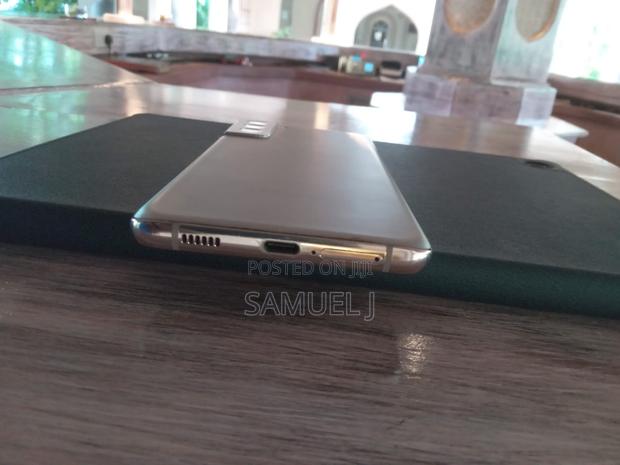 Samsung Galaxy S21+ 5G 256 GB Gray - thumbnail 3