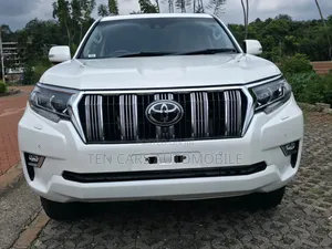 Toyota Land Cruiser 2021 White