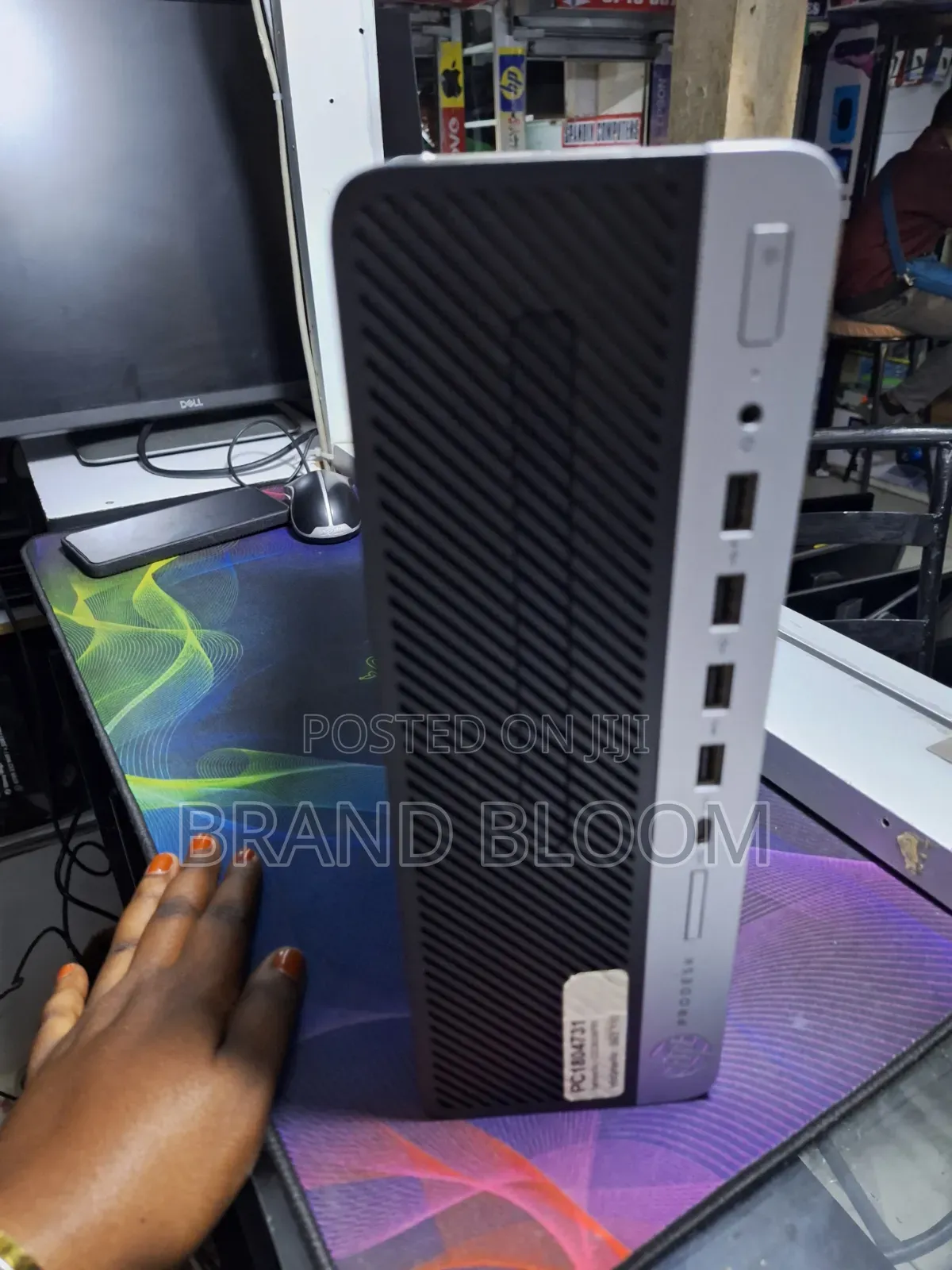 Desktop Computer HP EliteDesk 800 G3 8GB Intel Core i3 HDD 500GB