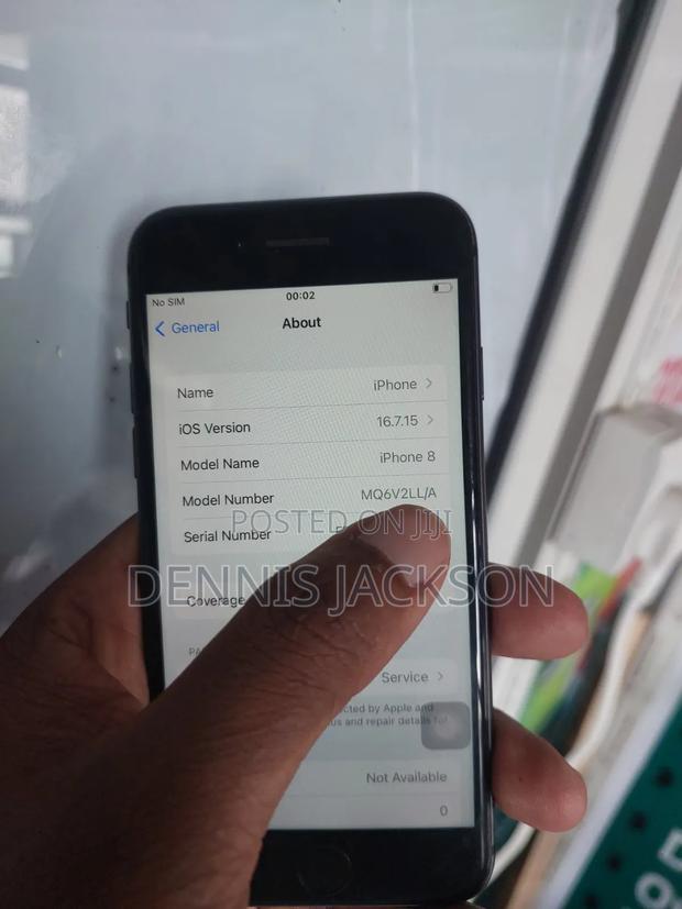 Apple iPhone 8 64 GB Black - thumbnail 3