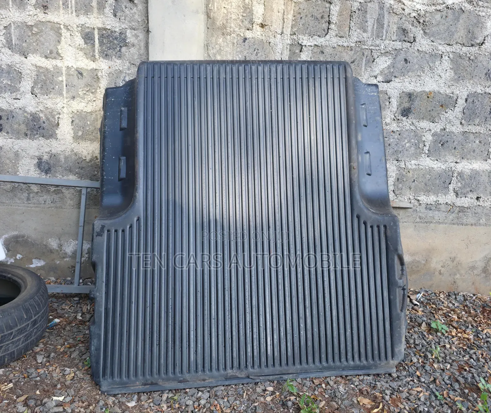 Double Cabin Hilux Carryboy Bedliner