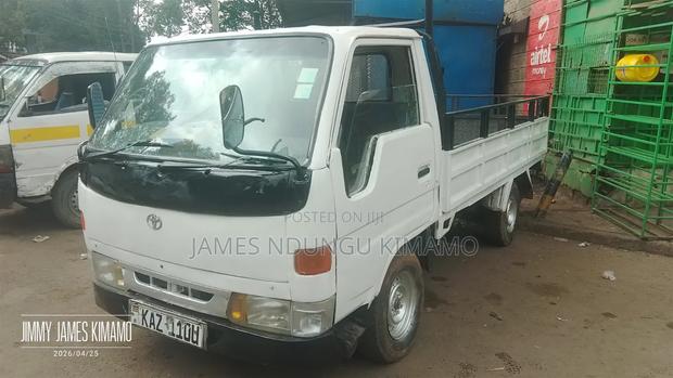 Toyota Dyna 3l Diesel Engine 2000 White