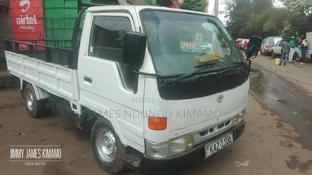 Toyota Dyna 3l Diesel Engine 2000 White - thumbnail 3