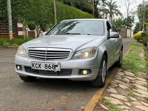 Mercedes-Benz C200 2010 Silver