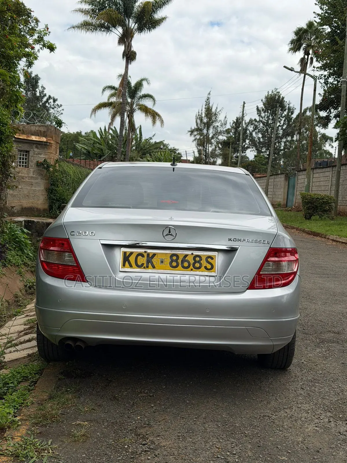 Mercedes-Benz C200 2010 Silver