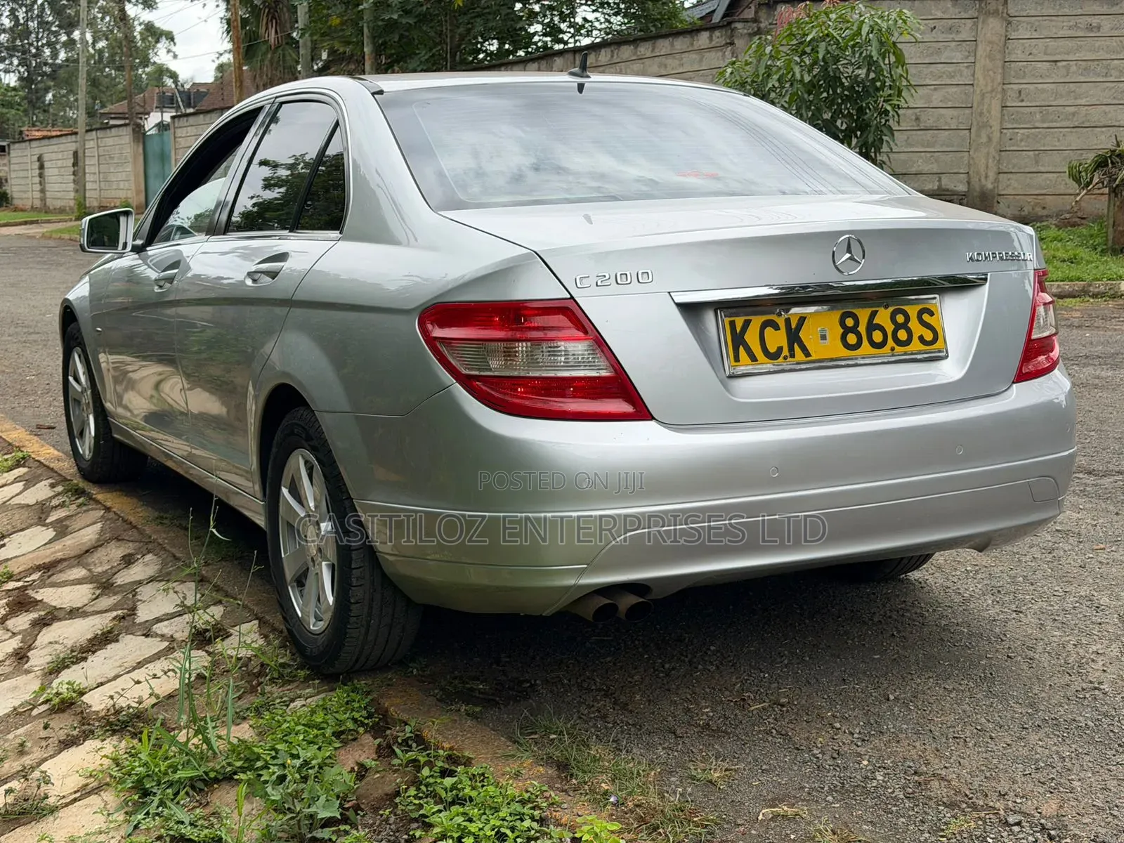 Mercedes-Benz C200 2010 Silver