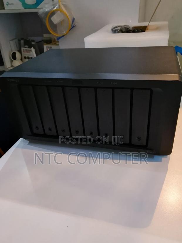 Synology Diskstation Ds1825+ Nas Enclosure - thumbnail 3
