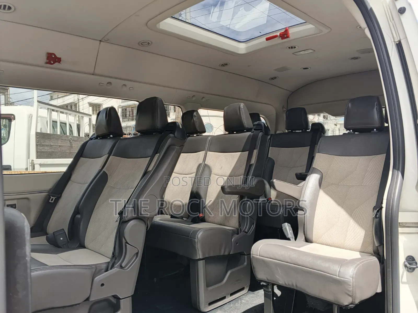 Toyota HiAce 2020 White