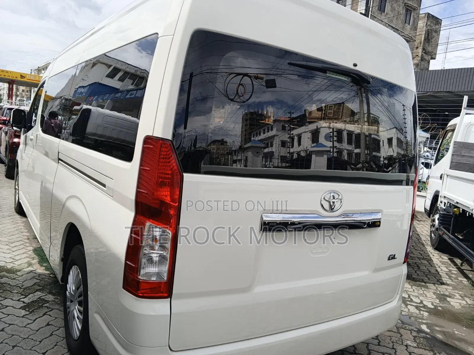 Toyota HiAce 2020 White