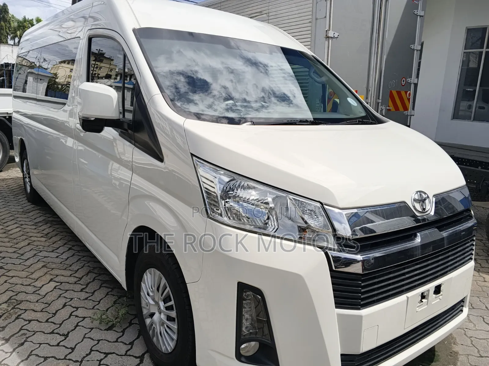 Toyota HiAce 2020 White